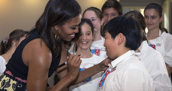 Michelle Obama a Expo Milano per combattere l’obesità infantile: il progetto italiano Michelle Obama a Expo Milano per combattere l’obesità infantile: il progetto italiano