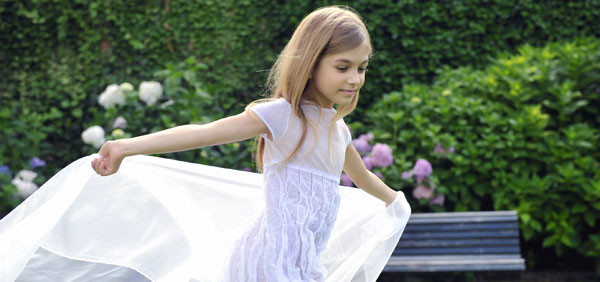 Come vestirsi ad una cerimonia? Il look per bambine Come vestirsi ad una cerimonia? Il look per bambine