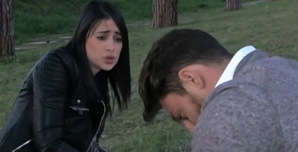 Amedeo e Alessia si sono lasciati? Il nuovo messaggio dell’ex tronista che ha sconvolto i fan Amedeo e Alessia si sono lasciati? Il nuovo messaggio dell’ex tronista che ha sconvolto i fan