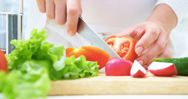 Cosa far mangiare ai bambini quando fa caldo? Ecco come combattere l’afa con il cibo Cosa far mangiare ai bambini quando fa caldo? Ecco come combattere l’afa con il cibo