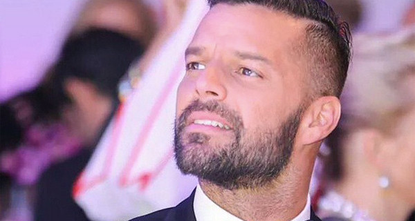 La commovente lettera di Ricky Martin per i suoi bambini La commovente lettera di Ricky Martin per i suoi bambini