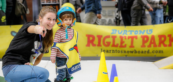 Scuola gratuita di snowboard anche in città: il progetto Burton per bambini Scuola gratuita di snowboard anche in città: il progetto Burton per bambini