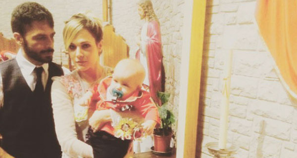 Marco Bocci: il Battesimo del figlio Enea e l’addio a Squadra Antimafia Marco Bocci: il Battesimo del figlio Enea e l’addio a Squadra Antimafia