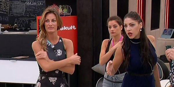 Grande Fratello 14: la reazione di Alessandro dopo la litigata tra Federica e Lidia Grande Fratello 14: la reazione di Alessandro dopo la litigata tra Federica e Lidia