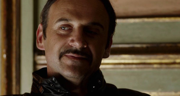 Anticipazioni Squadra Antimafia 7: Filippo De Silva è il padre di Sara? Il suo segreto Anticipazioni Squadra Antimafia 7: Filippo De Silva è il padre di Sara? Il suo segreto
