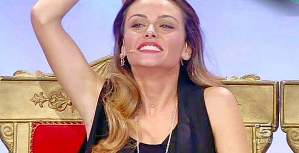 Uomini e Donne nuova registrazione: Silvia Raffaele ha già scelto Fabio? Uomini e Donne nuova registrazione: Silvia Raffaele ha già scelto Fabio?