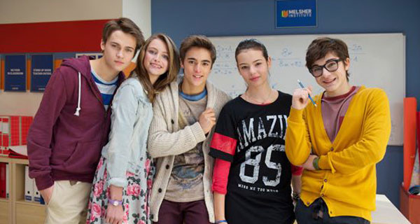 Alex & Co: su Disney Channel arriva l’ultima puntata della seconda stagione con i The Vamps Alex & Co: su Disney Channel arriva l’ultima puntata della seconda stagione con i The Vamps
