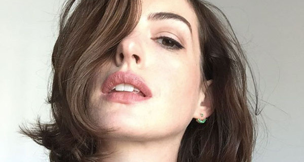 Anne Hathaway incinta del primo figlio: l’annuncio sul red carpet Anne Hathaway incinta del primo figlio: l’annuncio sul red carpet