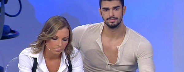 Cristian e Tara tornano in televisione insieme? Il loro probabile incontro da Maria De Filippi Cristian e Tara tornano in televisione insieme? Il loro probabile incontro da Maria De Filippi