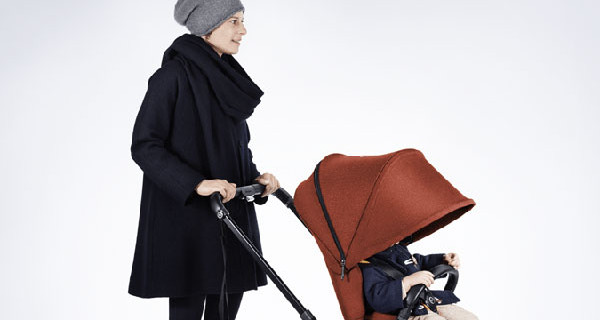 Cybex Priam presenta il primo passeggino con gli sci pensato per uscire con la neve Cybex Priam presenta il primo passeggino con gli sci pensato per uscire con la neve