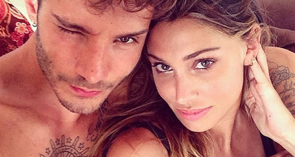 Belen e Stefano si sono lasciati a pochi giorni da Natale, con chi vivrà Santiago? Belen e Stefano si sono lasciati a pochi giorni da Natale, con chi vivrà Santiago?