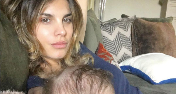 Elisabetta Canalis neo-mamma svela: “Ecco perchè mia figlia si chiama Skyler Eva” Elisabetta Canalis neo-mamma svela: “Ecco perchè mia figlia si chiama Skyler Eva”