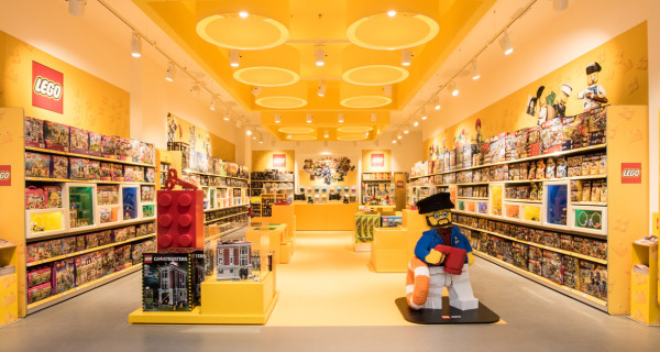 Il primo LEGO STORE apre ad Arese il 14 aprile Il primo LEGO STORE apre ad Arese il 14 aprile