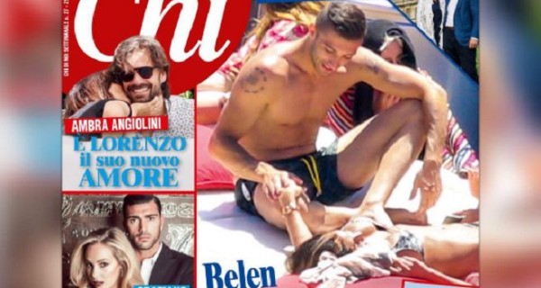 Belen e Iannone insieme mano nella mano in barca Belen e Iannone insieme mano nella mano in barca