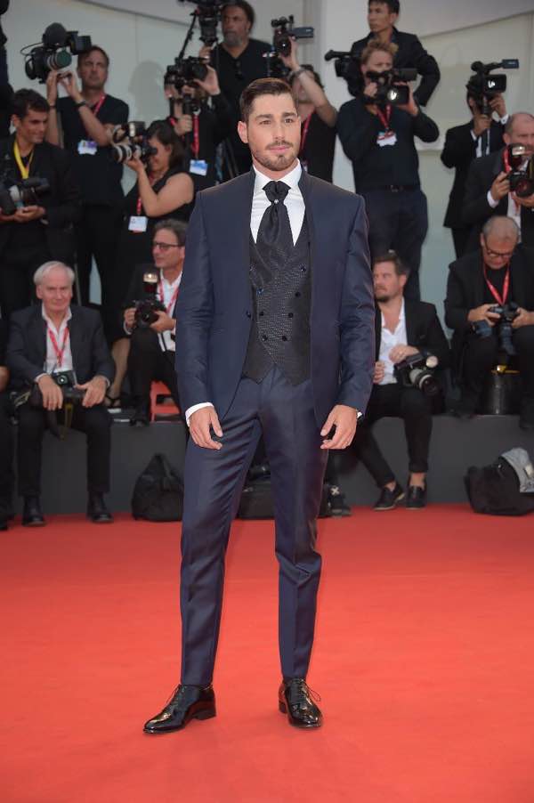 Luca Vizel red carpet Venezia 2019 look del fidanzato di Valentina Ferragni