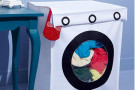 Mobile a forma di lavatrice per la cameretta: perfetto per i giocattoli