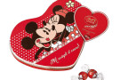 Regali di San Valentino per le mamme: cioccolatini Lindt e borse di Minnie, tutto firmato Disney