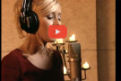 Canzone di Natale di oggi: “The Christmas Song” cantata da Christina Aguilera. Video, Testo e Traduzione