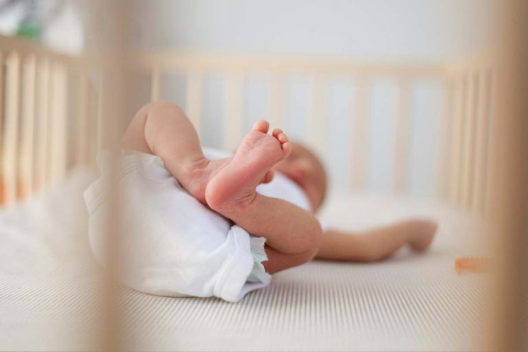 cosa fare se bambino russa